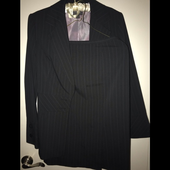 Classiques Entier Dresses & Skirts - Classiques Entier skirt suit blue pinstripe size 6